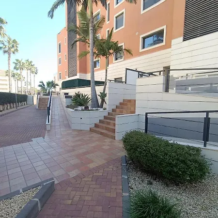 Appartement Flat With Location *